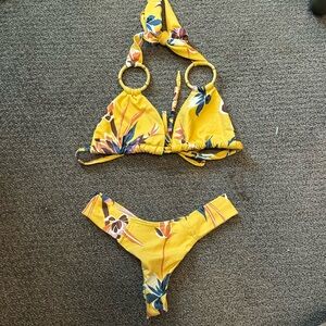 Montce Bikini Set